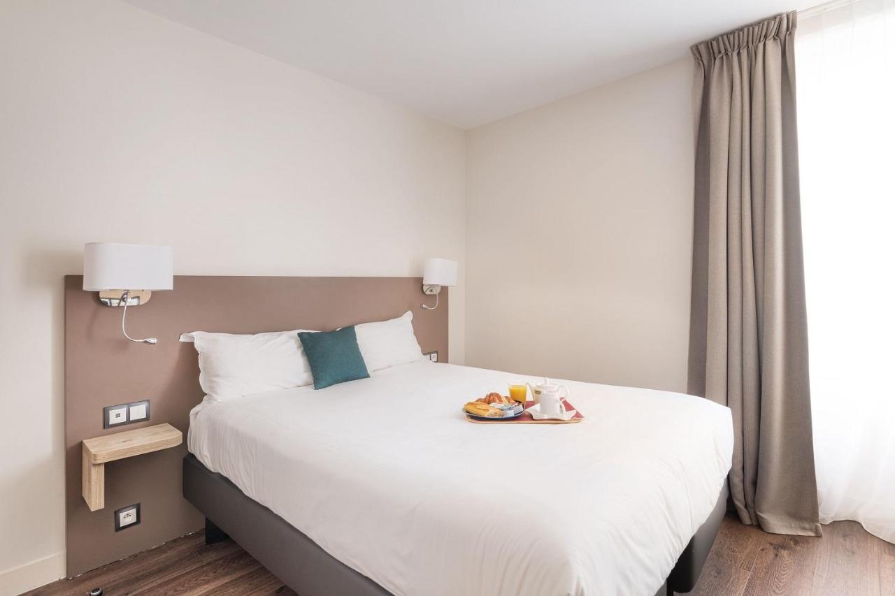 Courcelles Mederic Otel Paris Dış mekan fotoğraf