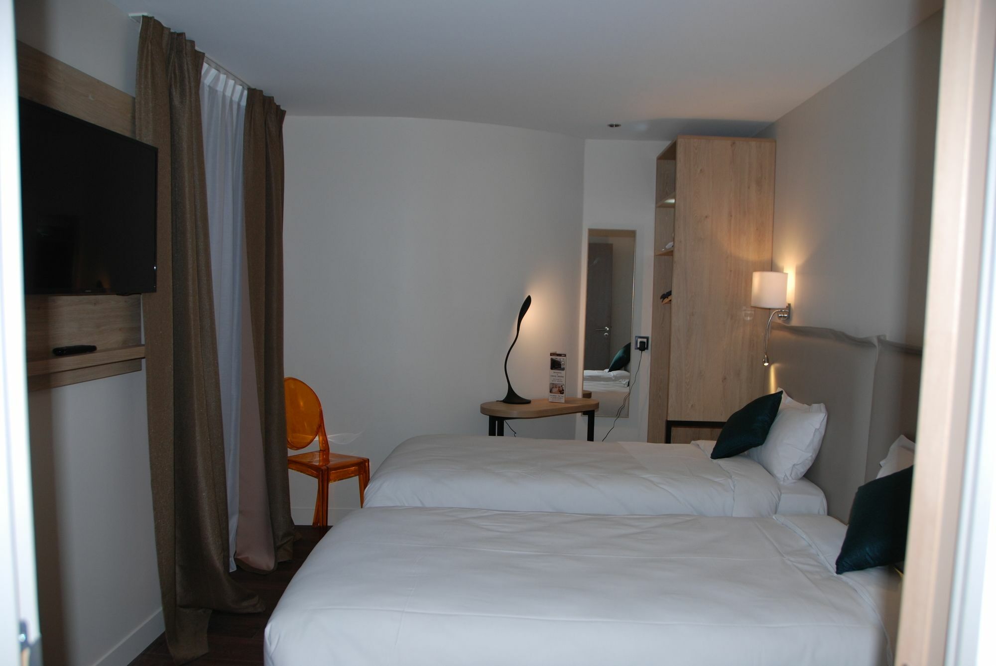Courcelles Mederic Otel Paris Dış mekan fotoğraf