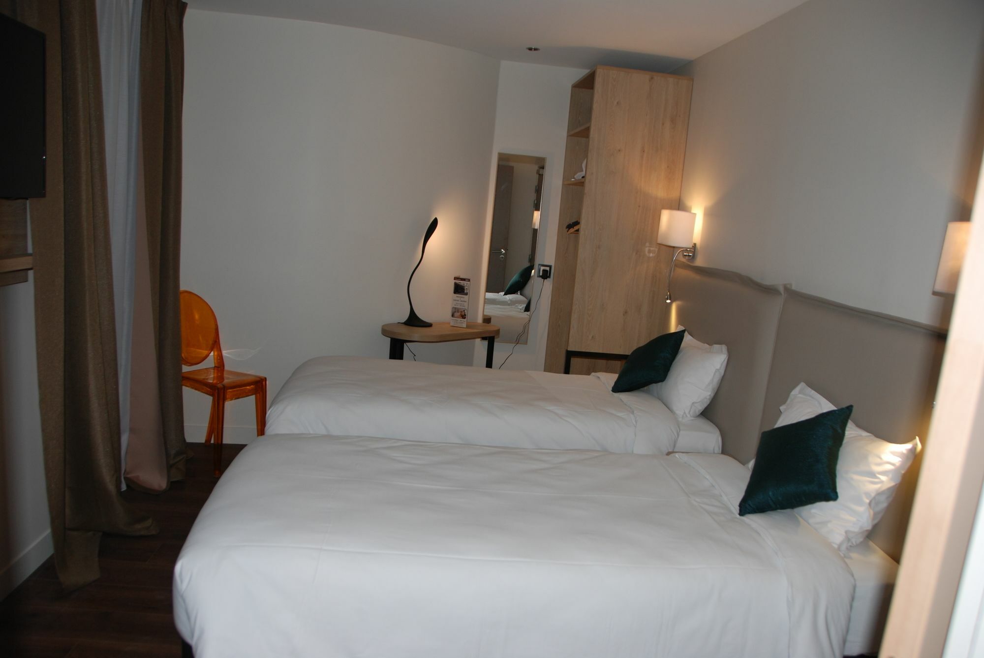 Courcelles Mederic Otel Paris Dış mekan fotoğraf